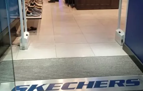 Skechers